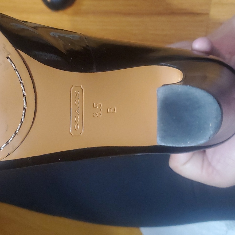 Coach round toe pumps - Picture 5 of 5